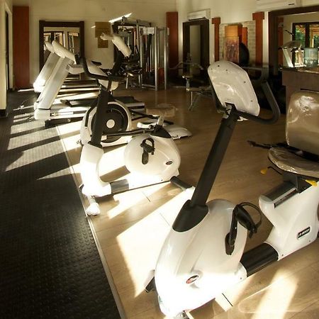 Cresta Mowana Safari Lodge Kasane Bagian luar foto