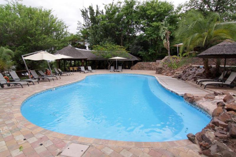 Cresta Mowana Safari Lodge Kasane Bagian luar foto