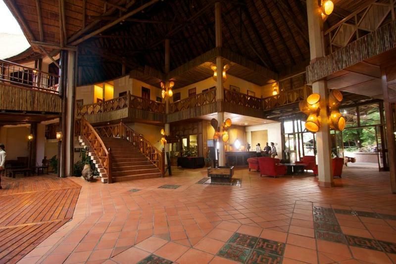 Cresta Mowana Safari Lodge Kasane Bagian luar foto
