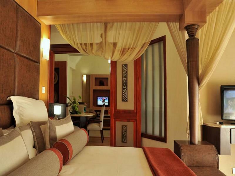 Cresta Mowana Safari Lodge Kasane Bagian luar foto