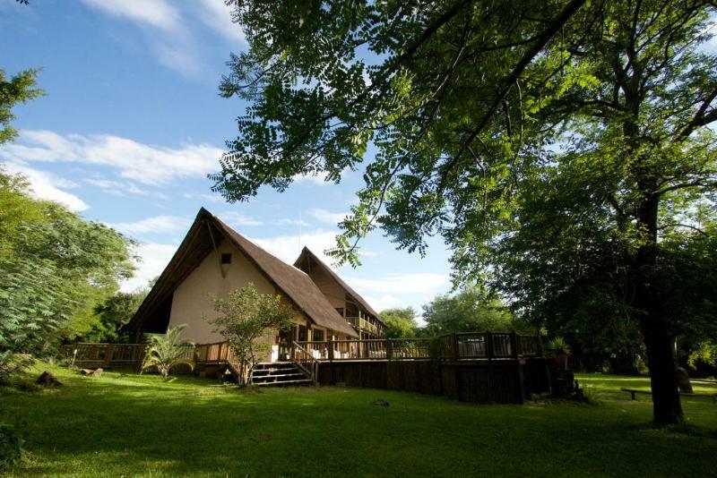 Cresta Mowana Safari Lodge Kasane Bagian luar foto